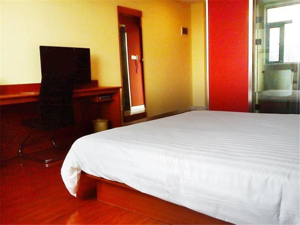 Hanting Hotel Changzhou Railway Station Buitenkant foto